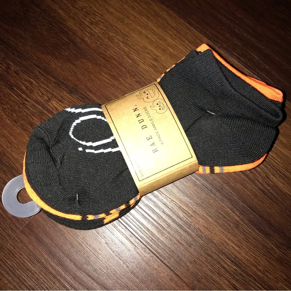Rae Dunn 6pk Halloween Boo Ankle Socks NWT
